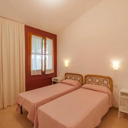 Apartment Villaggio La Serra - Con Giardino
