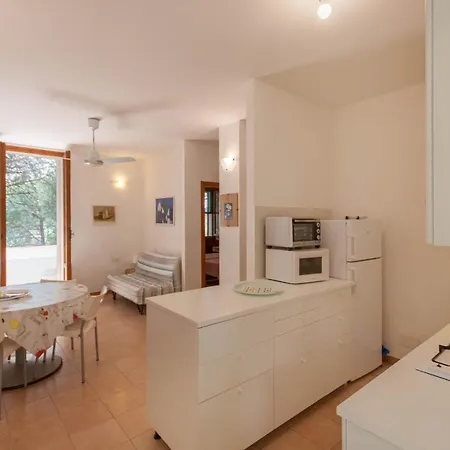 Apartment Villaggio La Serra - Con Giardino *